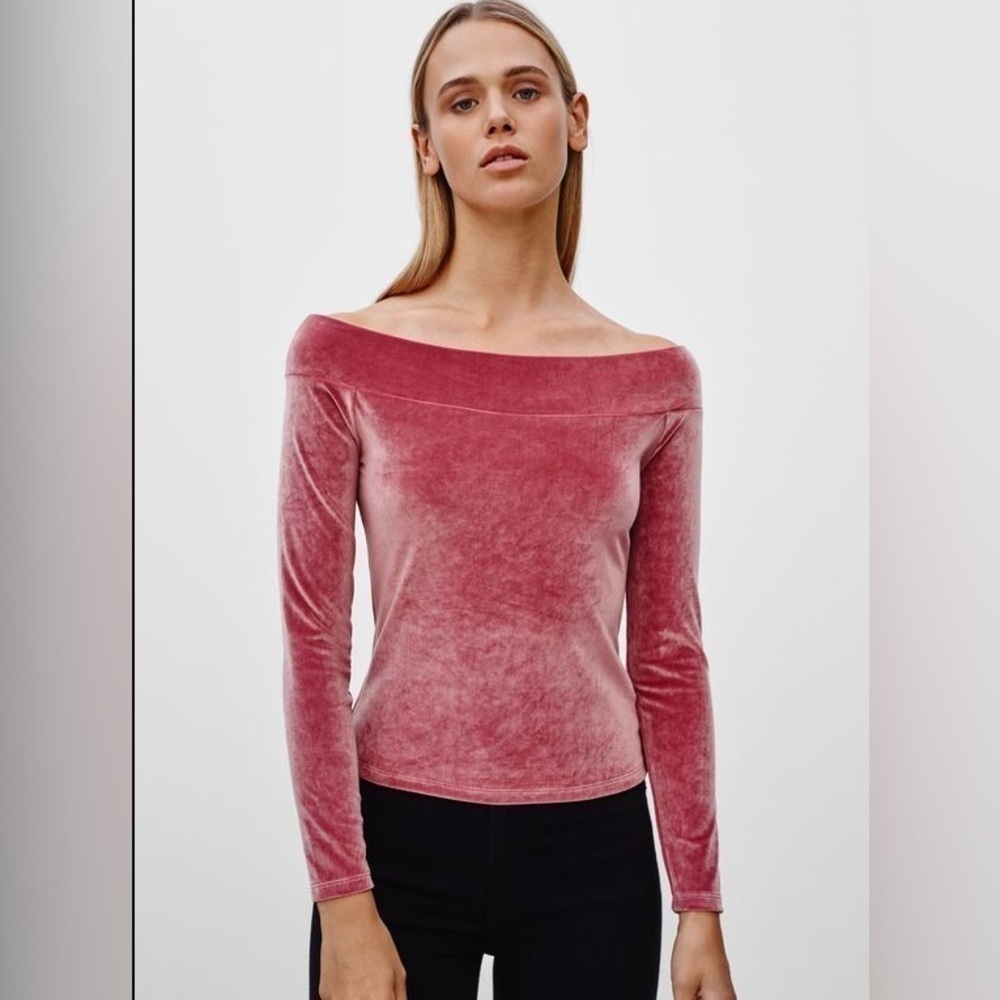 ARITZIA TALULA Yardley off shoulder velour top SIze M